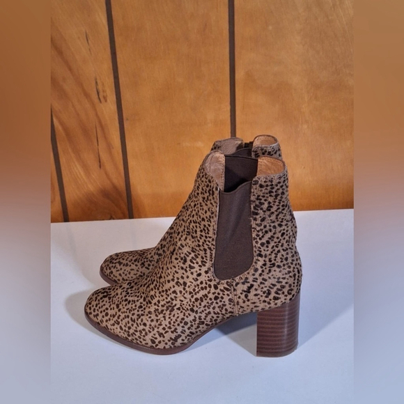 Madewell Laura Leopard Print Heeled Chelsea Boot in Spotted Calf Hair Size 7. - Picture 5 of 10